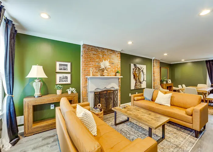 1 Mi To Dtwn Walkable Gem In Pittsburgh